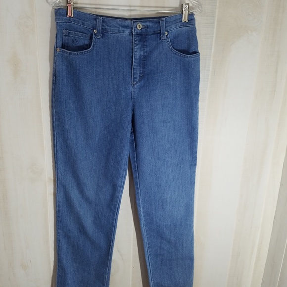 Amanda Jeans - Picture 1 of 3